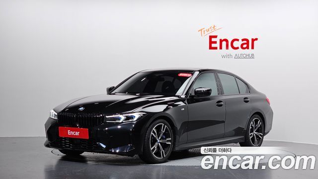BMW 3-Series 320i M Sport, 2025