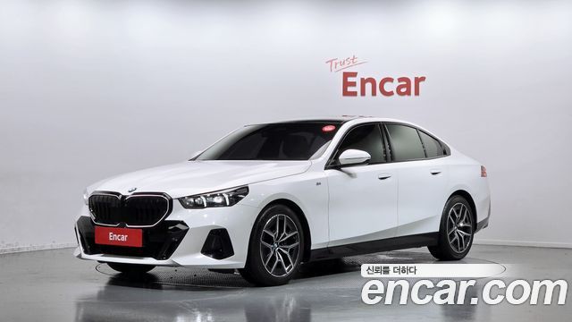 BMW 5-Series 520i Special Edition, 2024