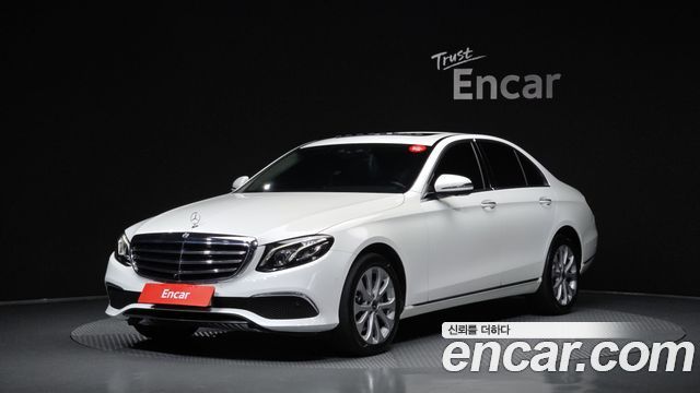 Mercedes-Benz E-Class E300 4MATIC Exclusive, 2018