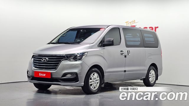 Hyundai Starex Van 3-Seater, 2019