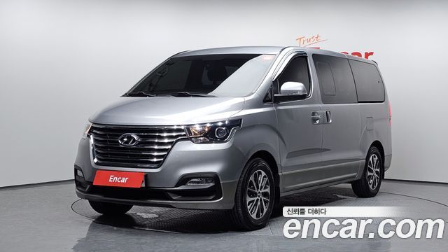 Hyundai Starex Urban 9-Seater, 2019