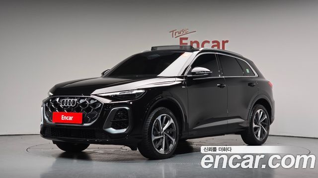 Audi Q5 40 TFSI Quattro S Line, 2025