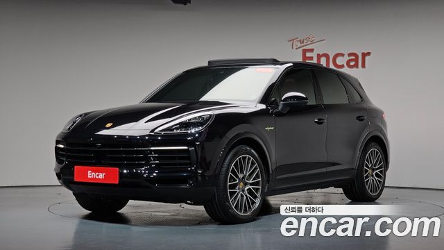 Porsche Cayenne 3.0 E-Hybrid, 2022