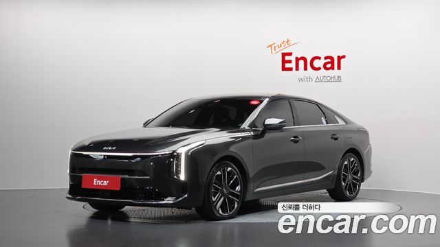 Kia K8 Signature, 2025