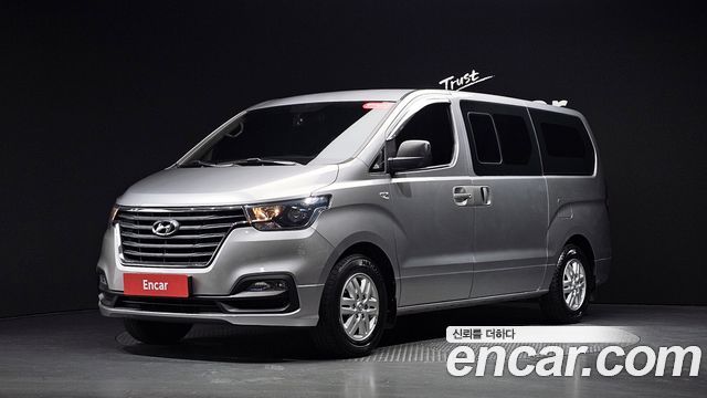 Hyundai Starex Van 5-Seater, 2018
