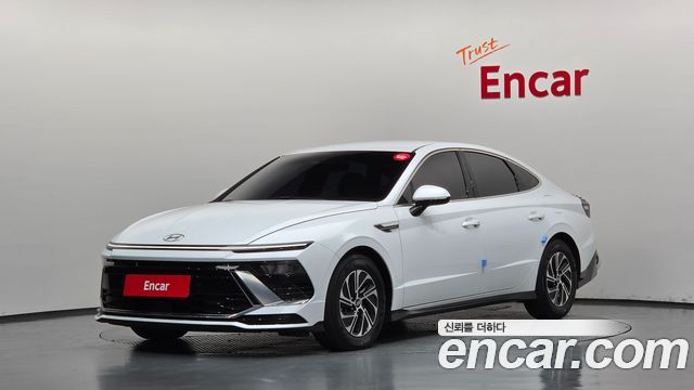 Hyundai Sonata Premium, 2023