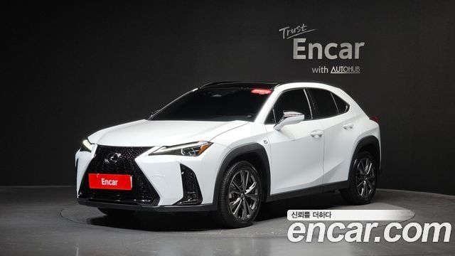 Lexus UX 2.0 F-Sport 2WD, 2025