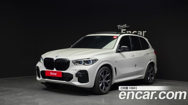 BMW X5 xDrive 40i M Sport, 2023