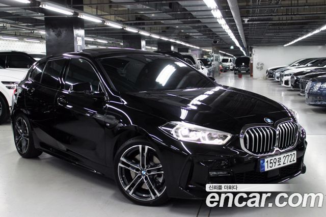BMW 1-Series 120i M Sports, 2023
