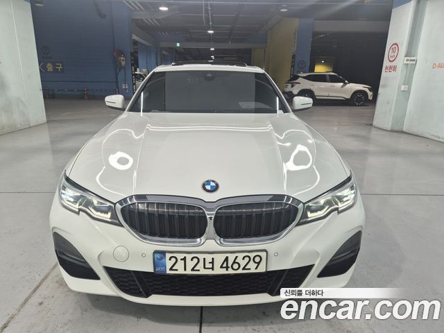 BMW 3-Series 320d M Sport, 2022