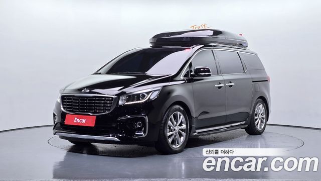 Kia Canival 9-Seater Prstige, 2020