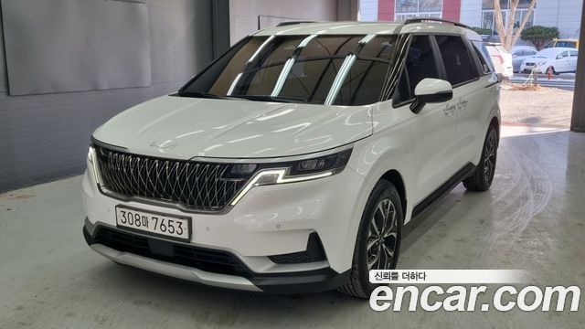 Kia Canival 9-Seater Prestige, 2023