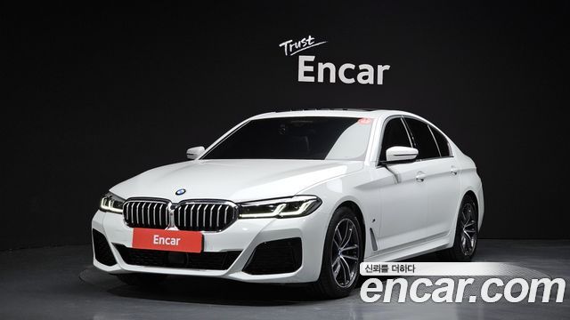 BMW 5-Series 520i M Sport, 2021
