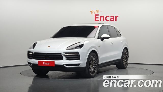 Porsche Cayenne 3.0 E-HYBRID PLATINUM EDITION, 2023