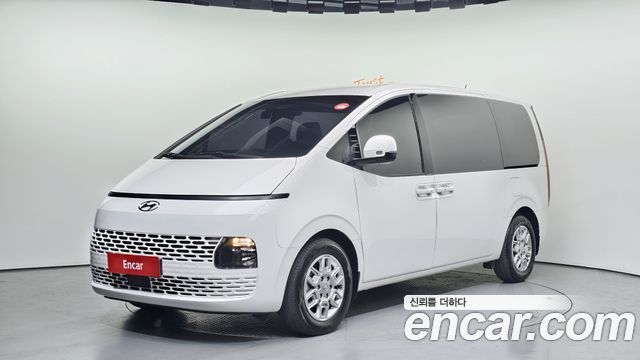 Hyundai Staria Tourer 11-Seater, 2022
