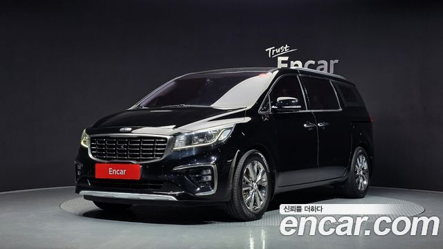Kia Canival 7-Seater Limousine, 2018