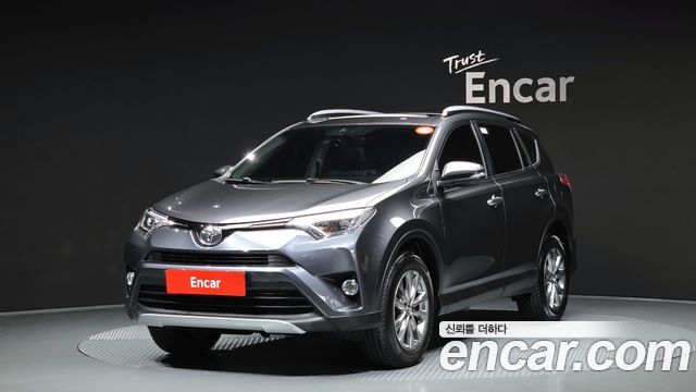 Toyota RAV4 2.5 2WD, 2018
