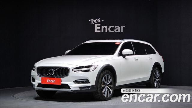 Volvo V90 B5 Pro AWD, 2021