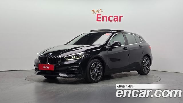 BMW 1-Series 120i Sports, 2022