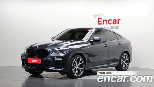 BMW X6 xDrive40i M Sport, 2021