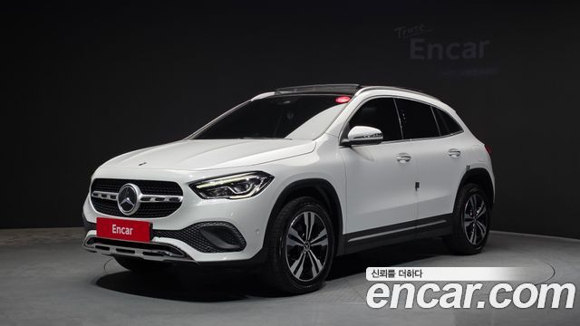 Mercedes-Benz GLA-Class GLA220, 2021