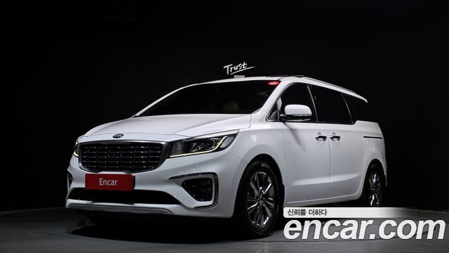Kia Canival 7-Seater Limousine, 2018