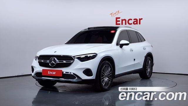 Mercedes-Benz GLC-Class GLC 300 4MATIC Avantgarde, 2025