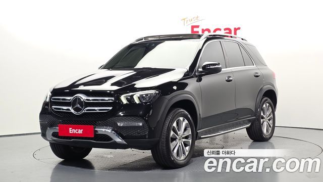 Mercedes-Benz GLE-Class GLE300d 4MATIC, 2021
