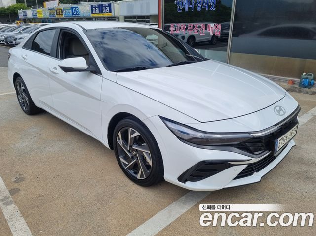 Hyundai AVANTE 1.6, 2024