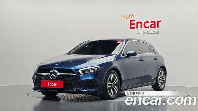 Mercedes-Benz A-Class A220 Hatchback, 2021
