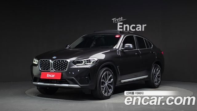 BMW X4 xDrive20i xLine, 2025