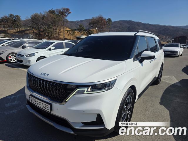 Kia Canival 9-Seater Prestige, 2022