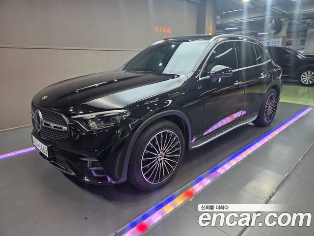 Mercedes-Benz GLC-Class GLC300 4MATIC AMG Line, 2024