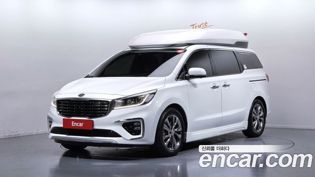 Kia Canival Gasoline 9-Seater Hi-Limousine, 2018