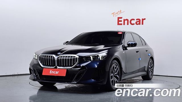 BMW 5-Series 520i M Sport, 2025