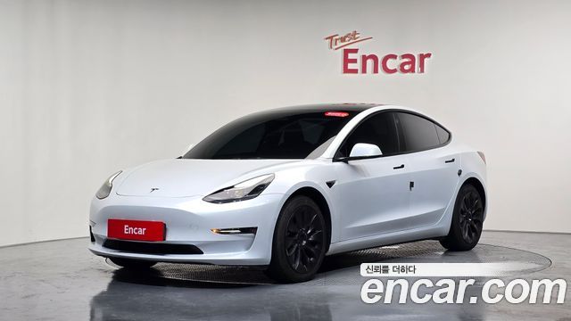 Tesla Model 3 Long Range AWD, 2022