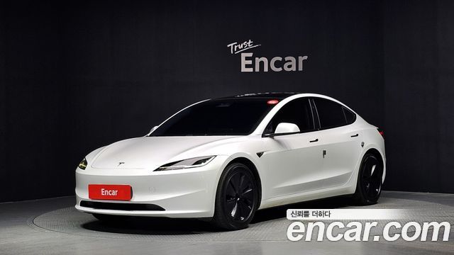 Tesla Model 3 Long Range AWD, 2024