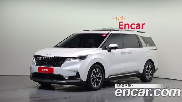 Kia Canival 9-Seater Signature, 2023