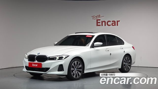 BMW 3-Series 320i, 2025