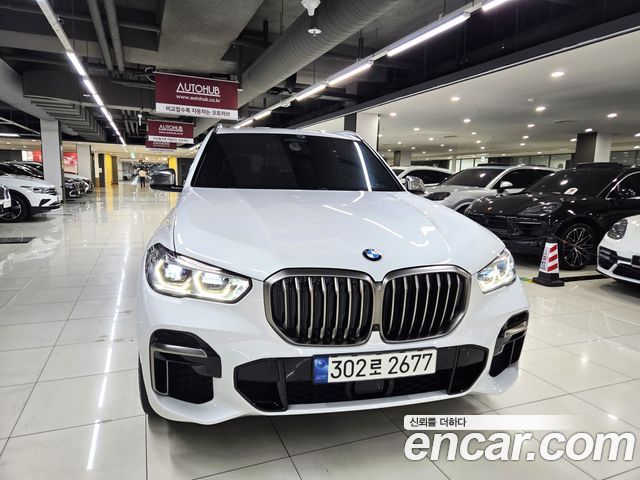 BMW X5 M50i, 2022