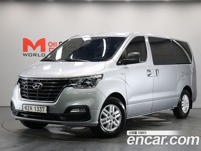 Hyundai Starex Van 3-Seater, 2020
