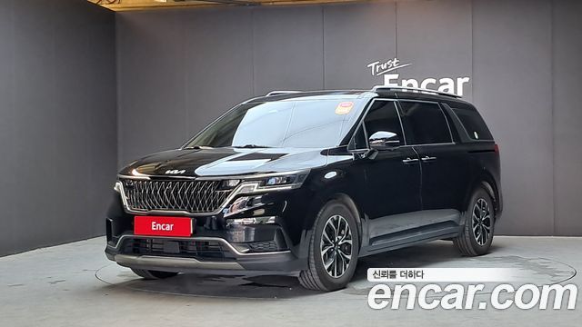 Kia Canival Diesel 9-Seater Signature, 2022