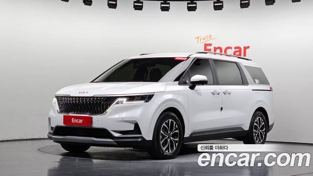 Kia Canival 9-Seater Prestige, 2022