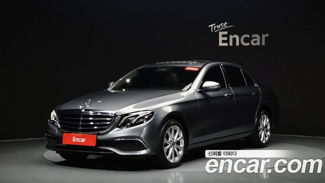 Mercedes-Benz E-Class E220d 4MATIC Exclusive, 2020