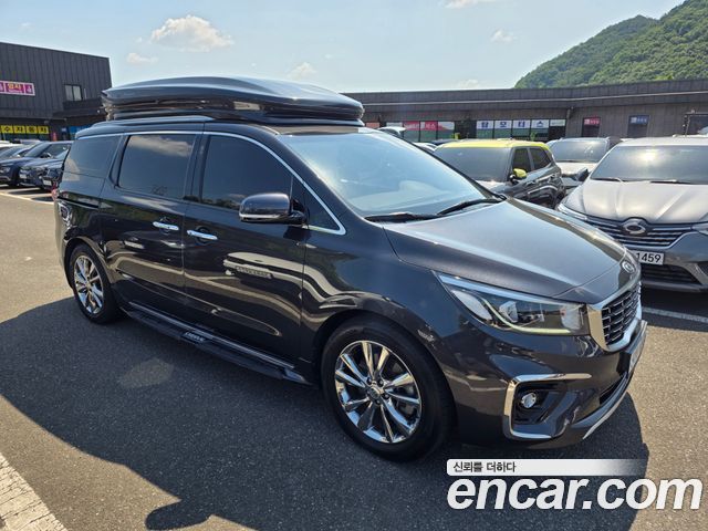 Kia Canival 9-Seater Prstige, 2018