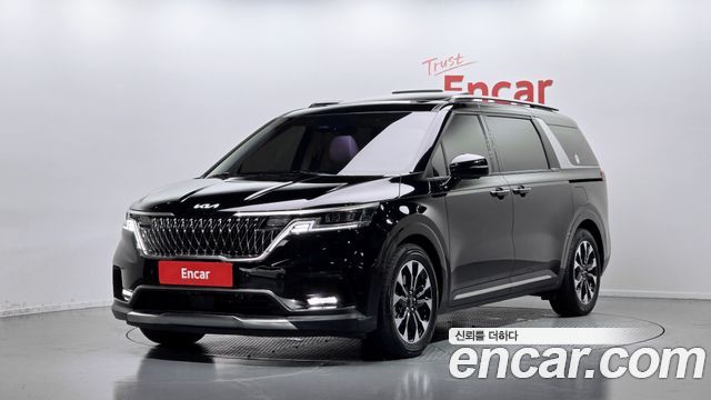 Kia Canival Gasoline 7-Seater Signature, 2023