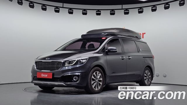 Kia Canival 9-seater Luxury, 2018