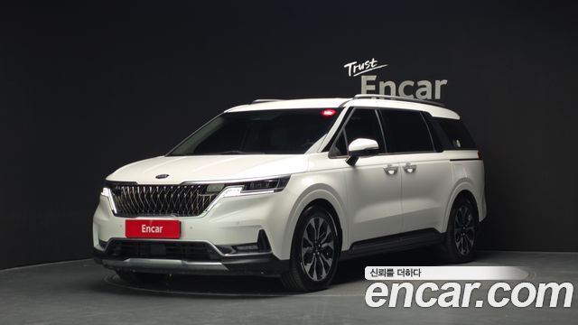 Kia Canival Diesel 9-Seater Signature, 2021