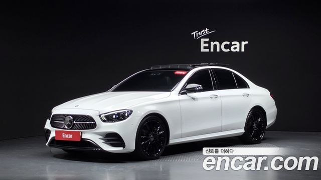 Mercedes-Benz E-Class E350 4MATIC AMG Line, 2023