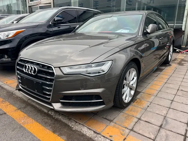 Audi A6L 2018 30th Anniversary 35 TFSI Fashion